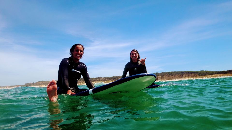 Surfing and Yoga in Lisbon - Caparica fossil cliffs: how to enjoy the scenery without losing the schedule
