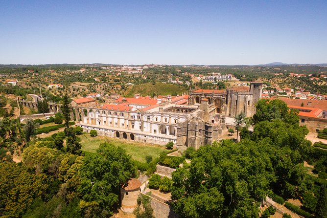 Templar Knights: Tomar and Almourol Castles Full Day Private Tour - Almourol Castle: the Tagus boat ride and why it feels romantic