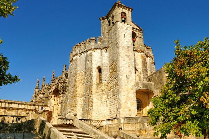 Templar River: Tomar and Almourol Private Tour - The return route through Ribatejo and Santarém’s Gothic touches