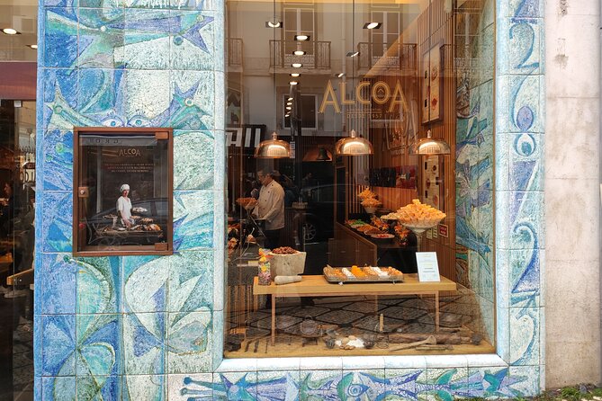 The Portuguese Tiles - Alcôa pastry shop: from lottery roots to ceramic artistry