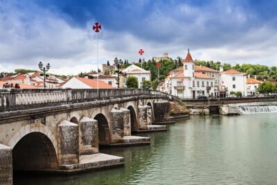 Tomar and Castle of Almourol Private Full-Day Tour from Lisbon - 9:00 Pickup to a Wi‑Fi Van: The Lisbon Start Smoothly Matters