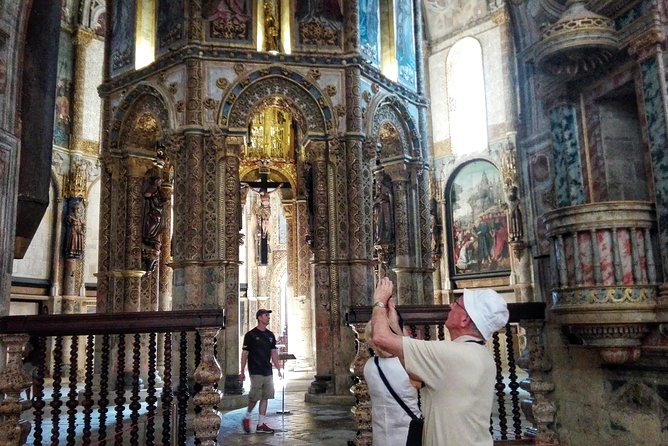 Tomar, Batalha and Alcobaça - UNESCO private guided tour - How to get the most out of each stop (without wasting time)