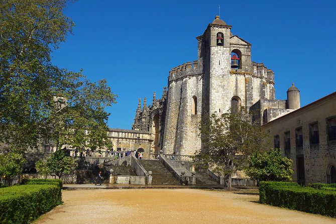 Tomar & Obidos The Roman Legacy Villages World Heritage Tour - Castle de Tomar and Rio Nabão: Roman echoes in small doses