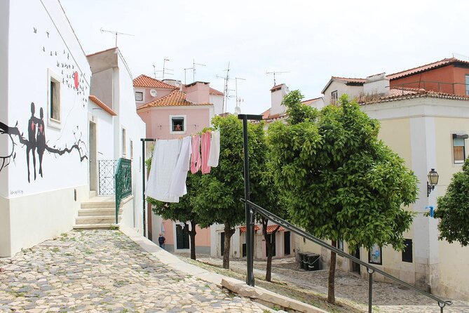 Tour of Lisbon - Avenida da Liberdade, the 25 de Abril Bridge, and the Big Switch in Vibe