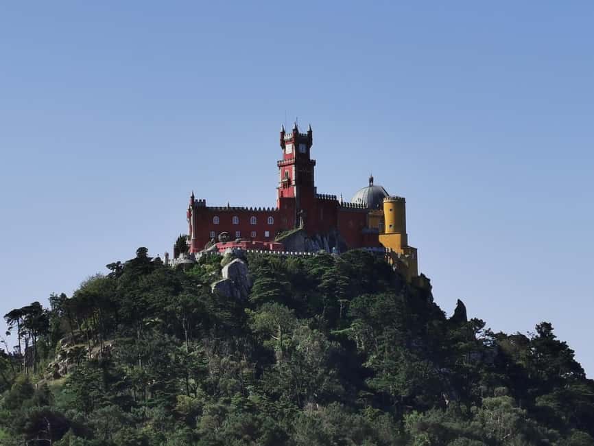 Tour to Sintra Cabo da Roca and Cascais Half Day - Private Transportation and Live Guides: What You’re Really Paying For
