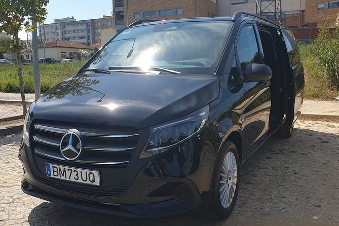 Transfer from Lisbon Airport to Lisbon City Hotels - 24/7 one-way (and optional return) without changing your plans