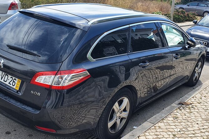 Transfer from Lisbon to Algarve with stop in Evora - The ride setup: pickup, car comfort, and your group size