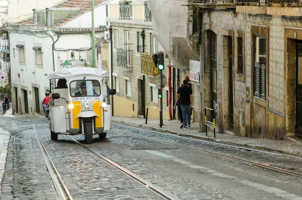 Travel to the Medieval part of Lisbon by Tuk Tuk - Pickup and Drop-off: Restauradores Square or Hard Rock Cafe Lisbon