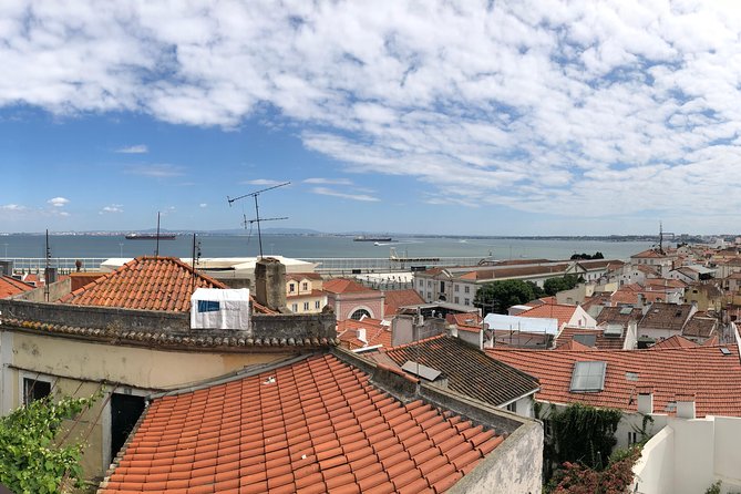 True Portuguese Soul in Lisbon - Praça do Comércio to Martim Moniz: A Route That Helps You Navigate