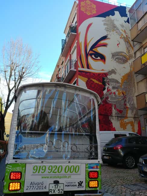 Tuk Tuk Lisbon: Street Art 2-Hour - Neighborhood Feel: Graça and the Art-Street Connection
