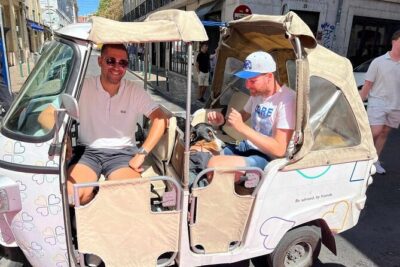 Tuk-Tuk Lisbon Tour 1 - 3hours - Praça do Comércio: Lisbon’s riverfront welcome in the first minutes
