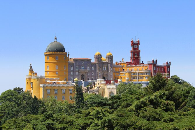 Tuk-Tuk Tour in Sintra Palaces in Cabo da Roca - Sabuga Fountain: A Ten-Minute Stop With Odd Legends