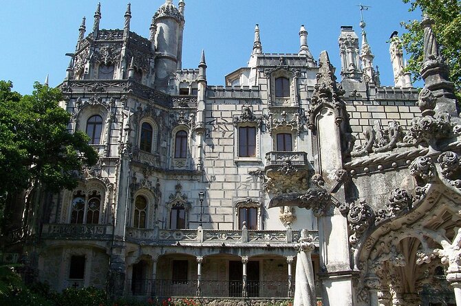 Unforgettable Sintra Tour E-CAR GPS audio-guided route that informs and entertains! - Your Sintra route: what to expect across the palaces and viewpoints