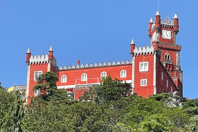 Unique and unforgettable experience in Sintra - Guincho Beach: windy coast energy for sports fans
