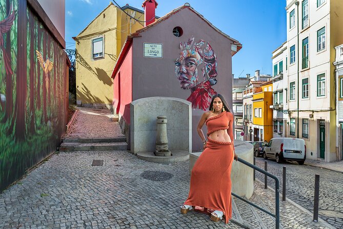 Vacation Photographer in Lisbon – Private, Professional and Fun! - Arriving at Miradouro de Santa Luzia: Where Your Photos Start